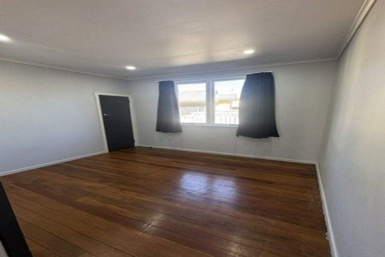 Photo of property in 37 Metcalfe Road, Ranui, Auckland, 0612