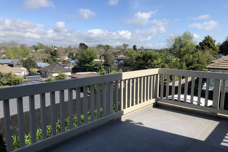 Photo of property in 28 Clarkin Road, Fairfield, Hamilton, 3214