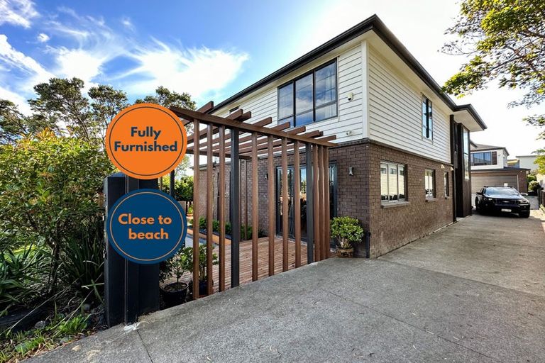 Photo of property in 25a Rothesay Bay Road, Rothesay Bay, Auckland, 0630