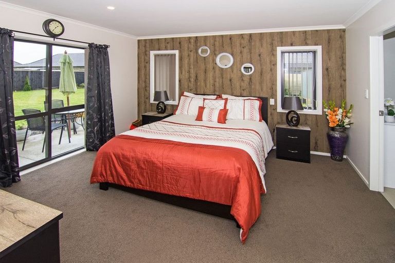 Photo of property in 13 Hartley Avenue, Carterton, 5713