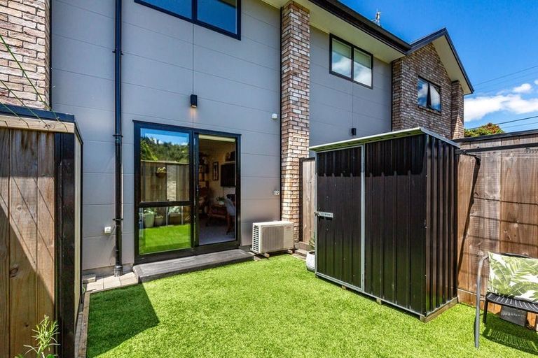 Photo of property in 9/17 Pearce Crescent, Taita, Lower Hutt, 5011