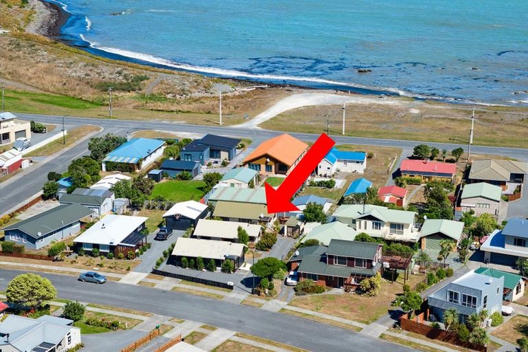 Photo of property in 37b Kotare Place, South Bay, Kaikoura, 7300