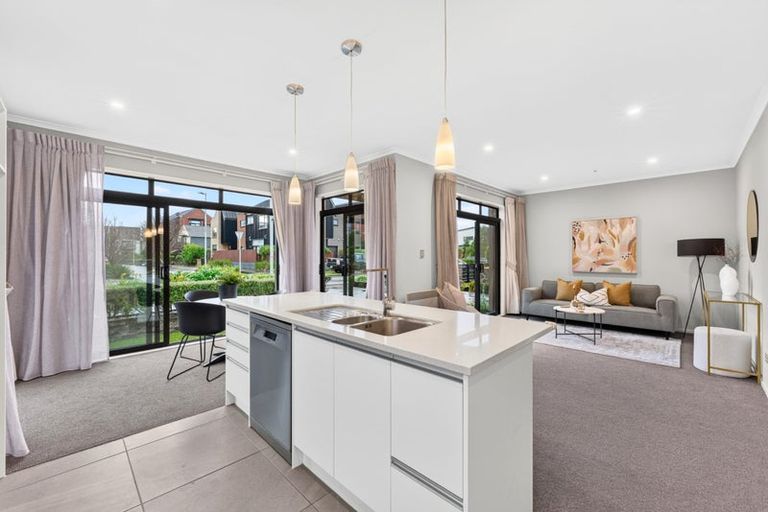 Photo of property in 2 Poaka Road, Hobsonville, Auckland, 0616