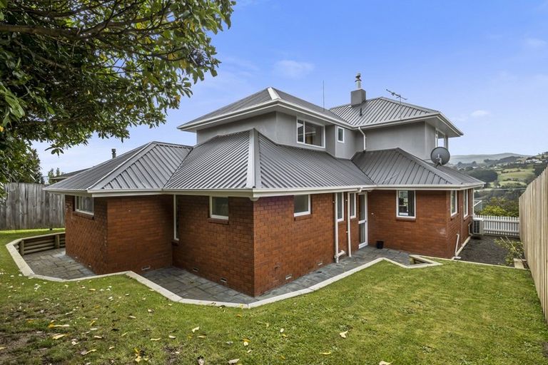 Photo of property in 126 Signal Hill Road, Opoho, Dunedin, 9010