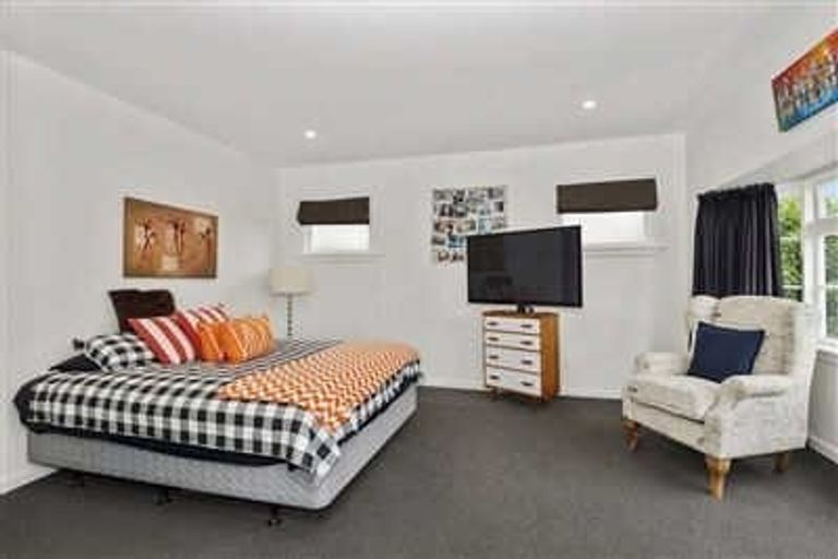 Photo of property in 54 Forfar Street, St Albans, Christchurch, 8014