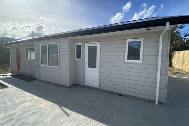 Photo of property in 24a Bethune Street, Featherston, 5710