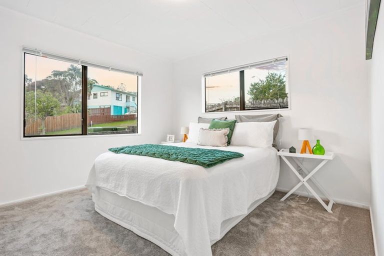 Photo of property in 11 Mona Vale, West Harbour, Auckland, 0618