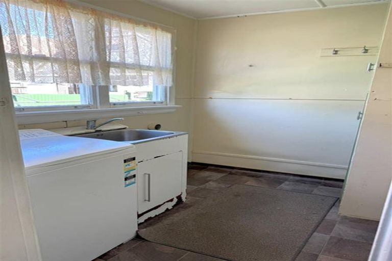 Photo of property in 12 Franklin Street, Greymouth, 7805