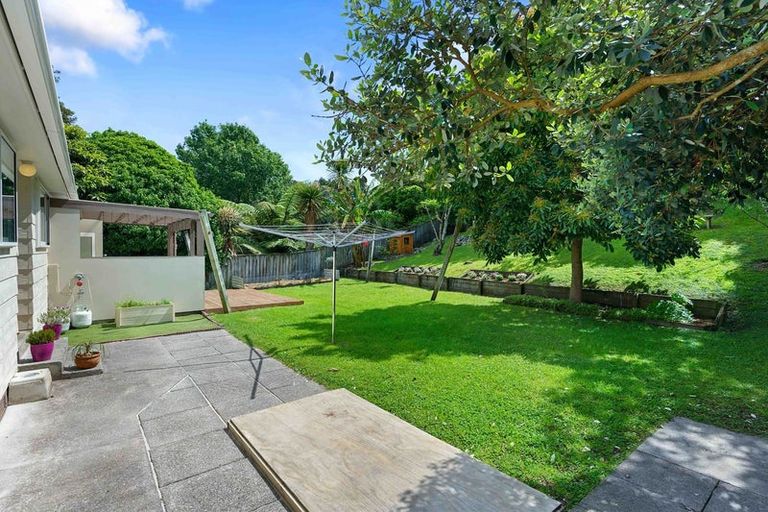 Photo of property in 98 Leinster Avenue, Raumati South, Paraparaumu, 5032