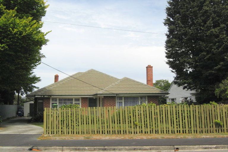 Photo of property in 120 Mcfaddens Road, St Albans, Christchurch, 8052
