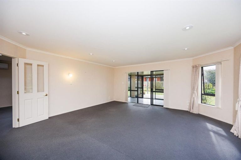 Photo of property in 6 Blennerville Close, Marton, 4710