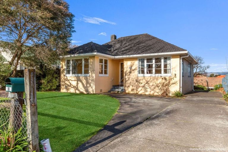 Photo of property in 616 Featherston Street, Roslyn, Palmerston North, 4414