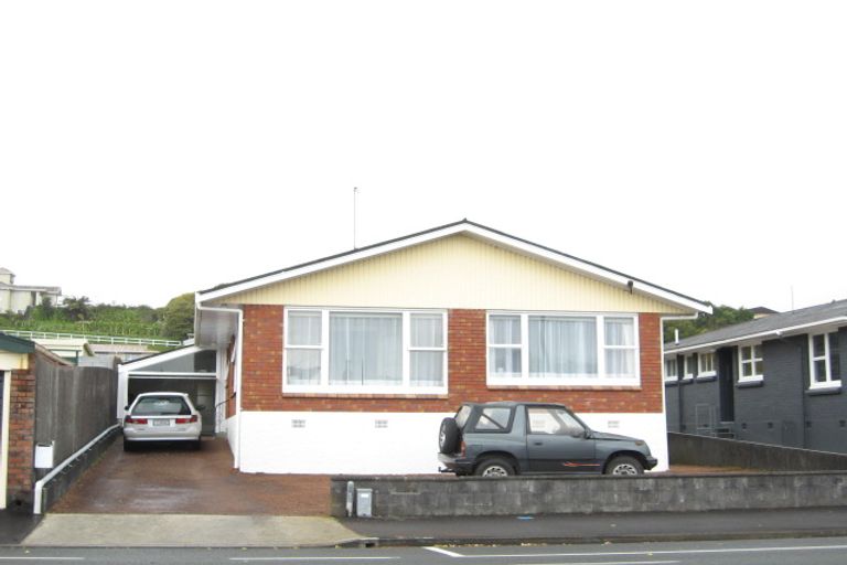 Photo of property in 117 Vivian Street, New Plymouth, 4310