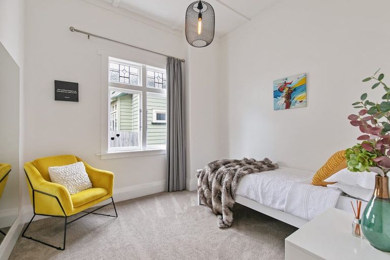 Photo of property in 61 Mount Smart Road, Onehunga, Auckland, 1061