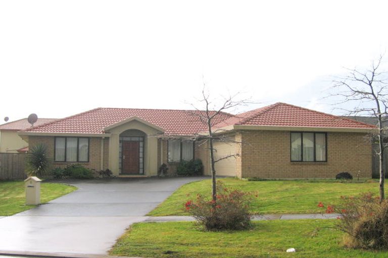 Photo of property in 8 Caragh Place, East Tamaki, Auckland, 2016