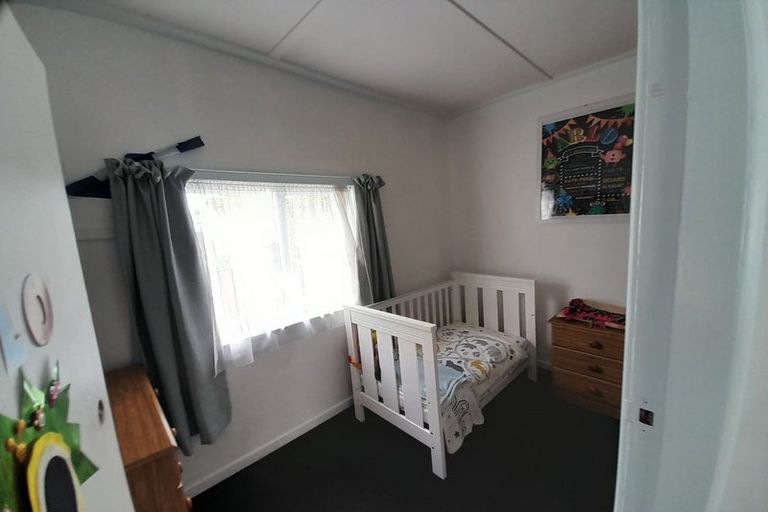 Photo of property in 18 Beihlers Road, Weymouth, Auckland, 2103