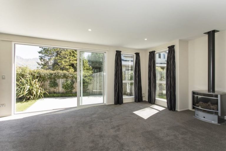 Photo of property in 32 Hunter Crescent, Wanaka, 9305