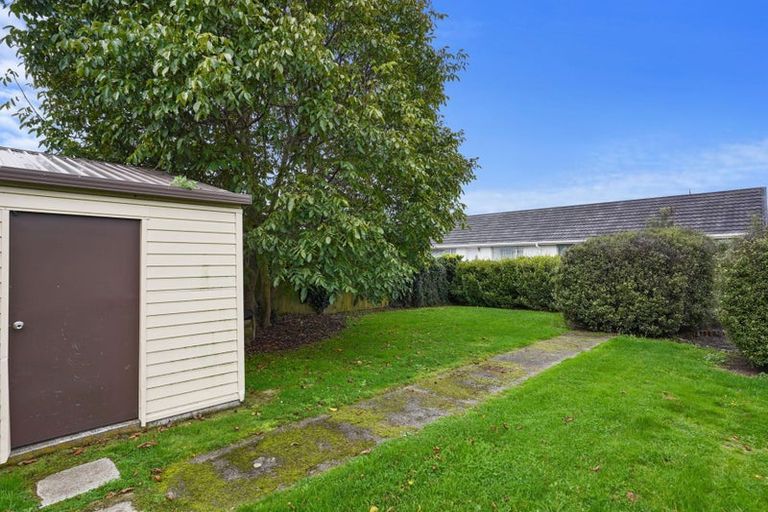 Photo of property in 6 Nortons Road, Avonhead, Christchurch, 8042