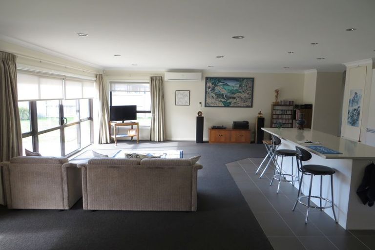 Photo of property in 16 Carnation Court, Cambridge, 3434