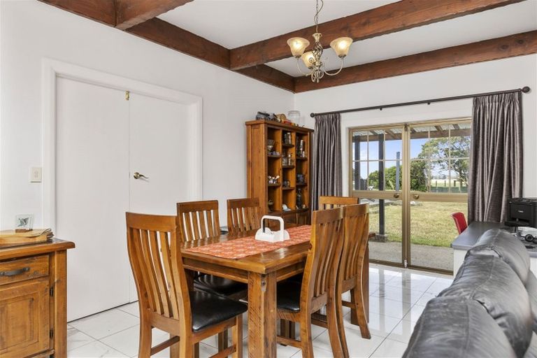 Photo of property in 77 Somerset Road, Clareville, Carterton, 5792