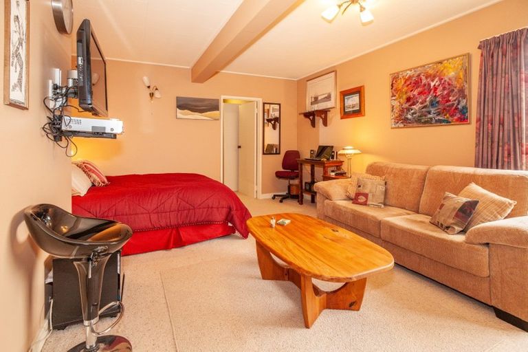 Photo of property in 52 Preston Crescent, Belleknowes, Dunedin, 9011