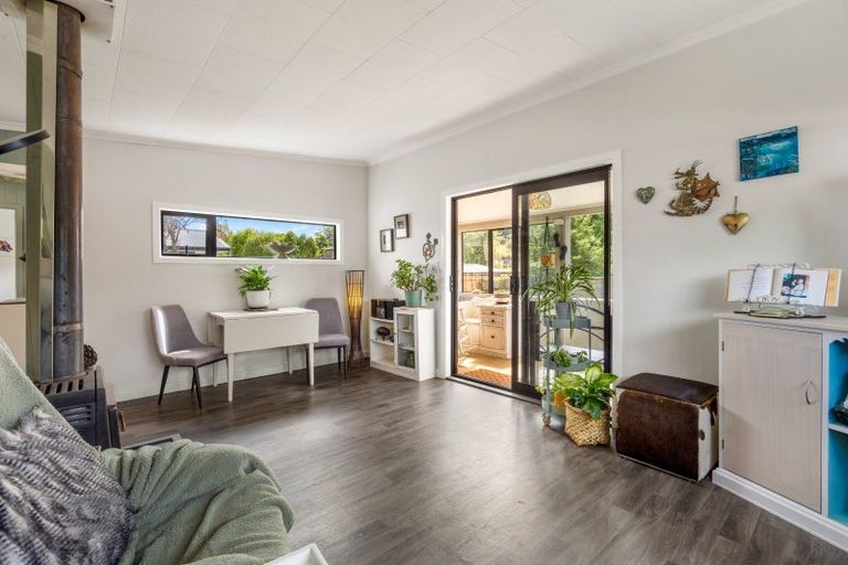 Photo of property in 13 Harrington Street, Lawrence, 9532