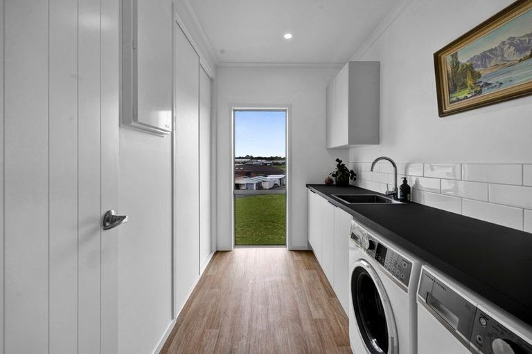 Photo of property in 5a Hinz Lane, Bell Block, New Plymouth, 4312