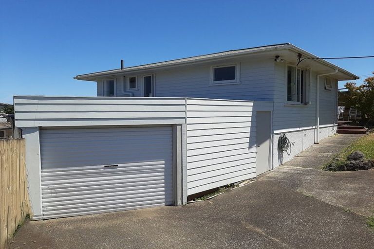 Photo of property in 1/46 Lyttelton Avenue, Forrest Hill, Auckland, 0620