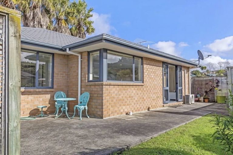 Photo of property in 6 Robinia Place, Snells Beach, 0920