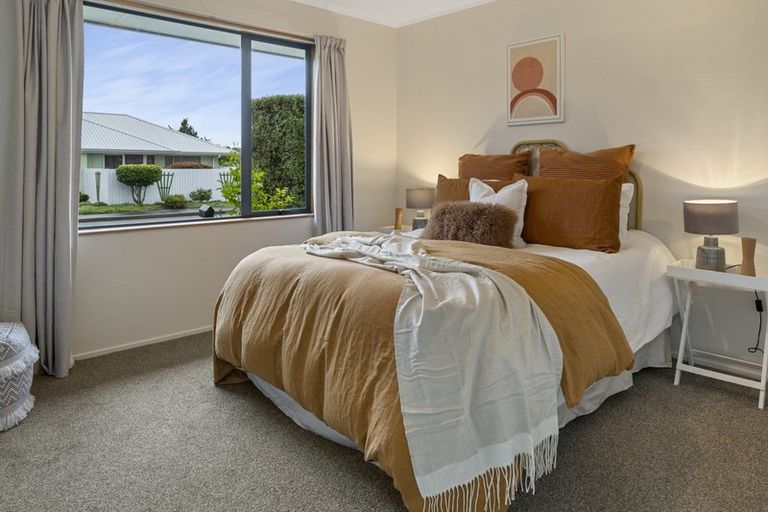 Photo of property in 1 Vining Crescent, Stoke, Nelson, 7011