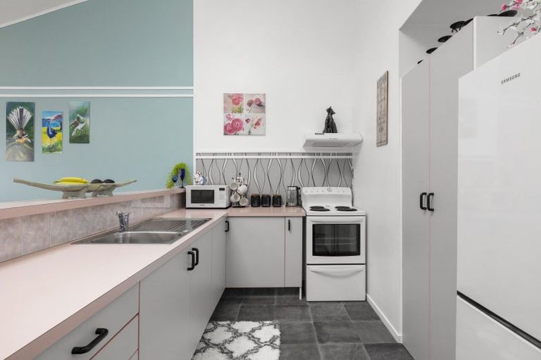 Photo of property in 10/151 Kitchener Road, Pukekohe, 2120