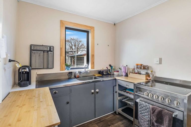 Photo of property in 40 Thyra Street, Dannevirke, 4930