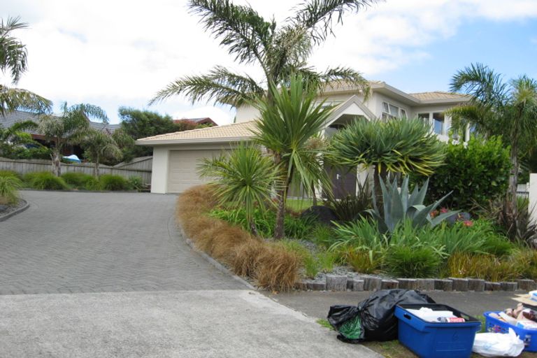 Photo of property in 6 Girdhar Place, Pukekohe, 2120