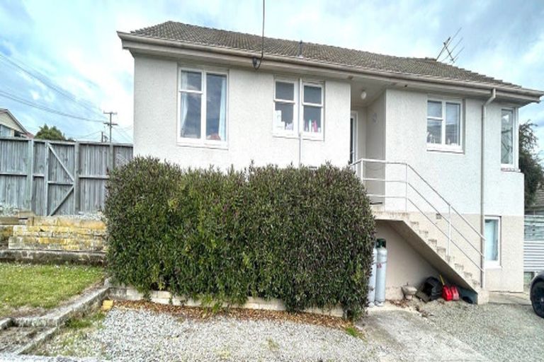 Photo of property in 10 Roach Street, Holmes Hill, Oamaru, 9401