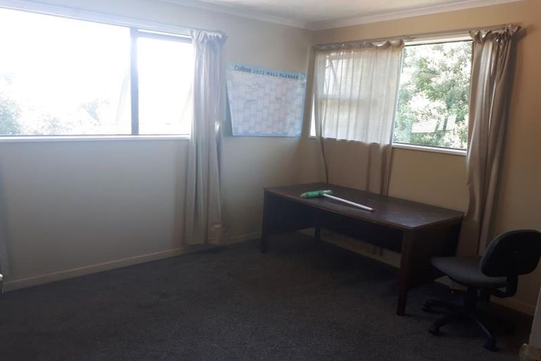 Photo of property in 176 Withells Road, Avonhead, Christchurch, 8042