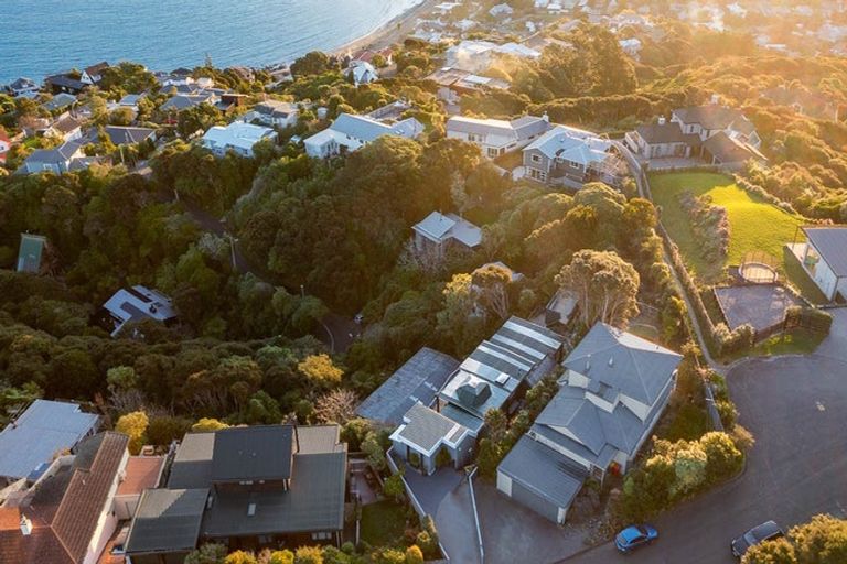 Photo of property in 29 The Track, Plimmerton, Porirua, 5026