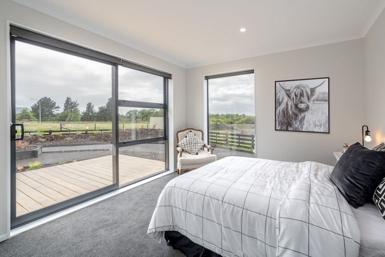 Photo of property in 6 Ataahua Place, Featherston, 5710