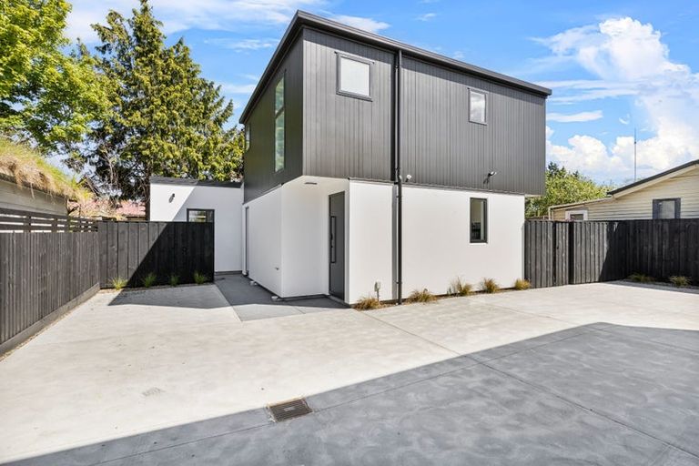Photo of property in 4/74 Grenville Street, Waltham, Christchurch, 8011