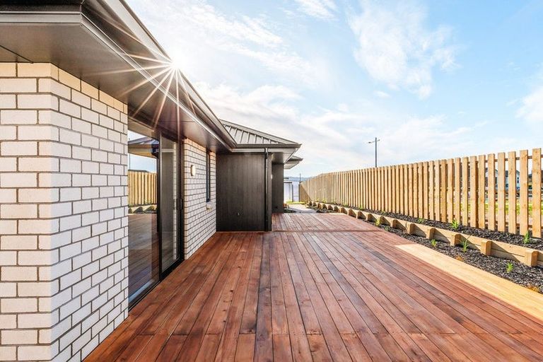 Photo of property in 26 Makomako Crescent, Wharewaka, Taupo, 3330