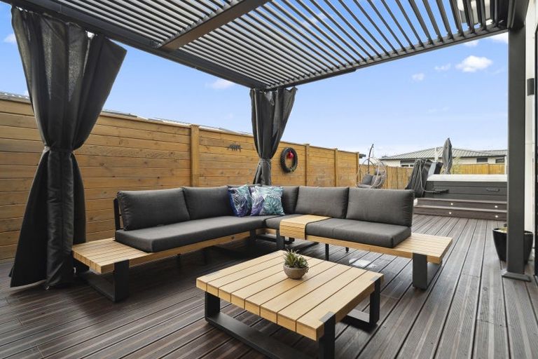 Photo of property in 5 Maunganamu Drive, Wharewaka, Taupo, 3330