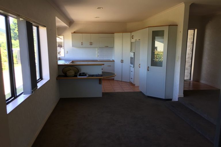 Photo of property in 17 Highcroft Place, Welcome Bay, Tauranga, 3112