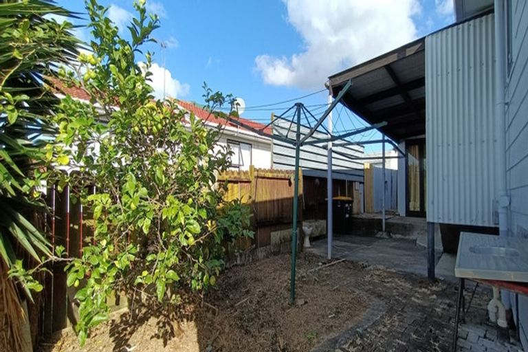 Photo of property in 1/9 Coombe Avenue, Otara, Auckland, 2023
