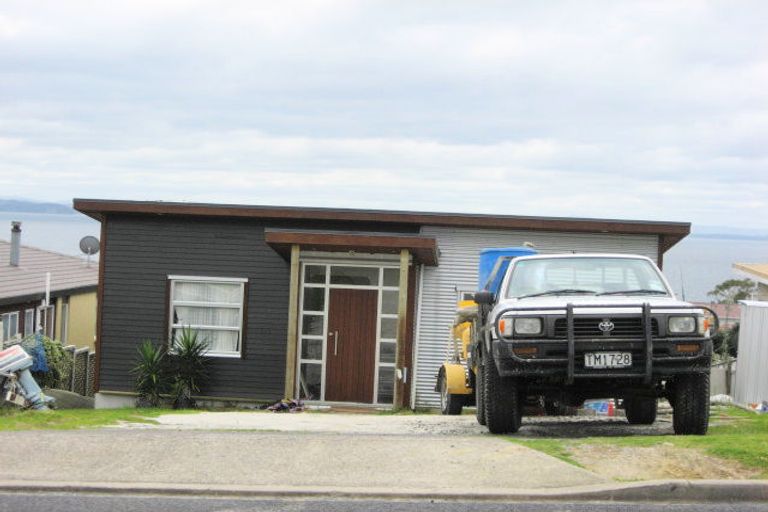 Photo of property in 1314 Whangaparaoa Road, Army Bay, Whangaparaoa, 0930