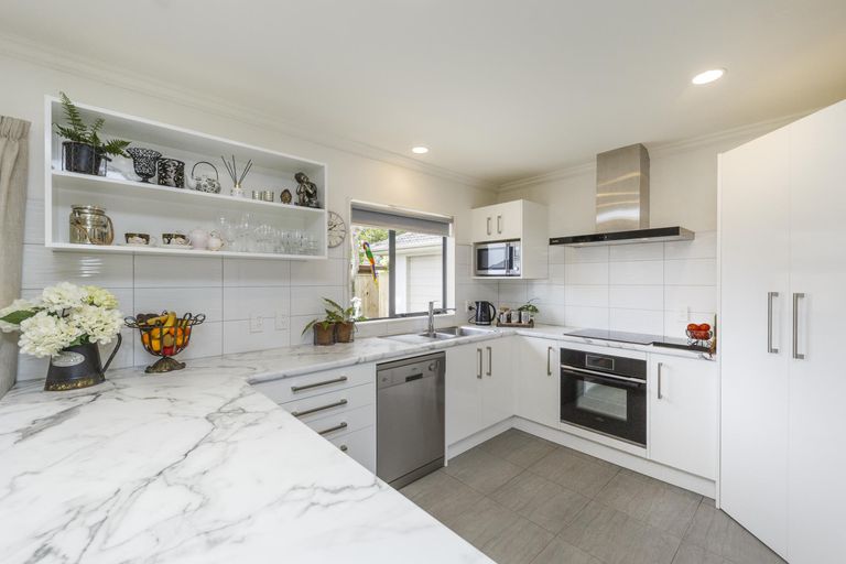 Photo of property in 5 Windsor Street, Terrace End, Palmerston North, 4410