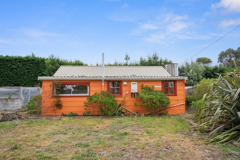 Photo of property in 10 Chamberlain Avenue, Amberley, 7481