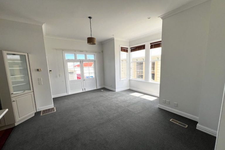 Photo of property in 78 Pirie Street, Mount Victoria, Wellington, 6011