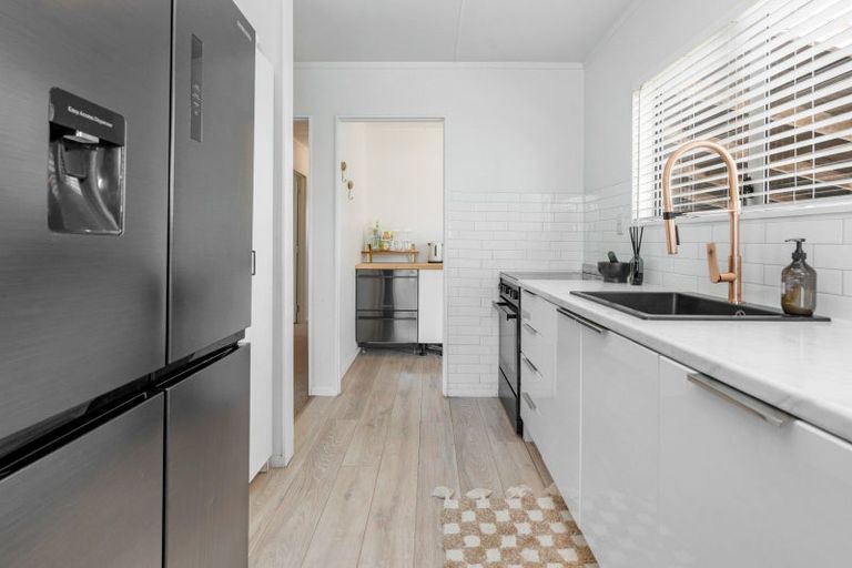 Photo of property in 16 Moki Place, Ruakaka, 0116