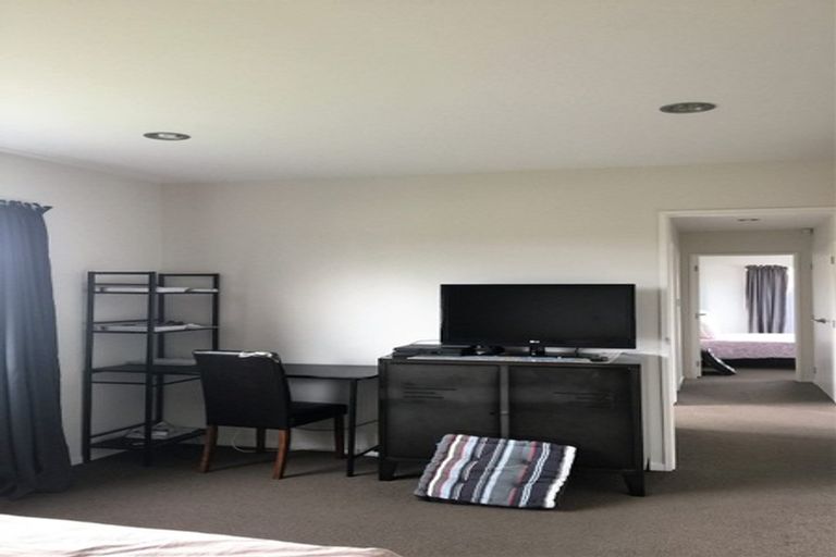 Photo of property in 397a Bucklands Beach Road, Bucklands Beach, Auckland, 2012