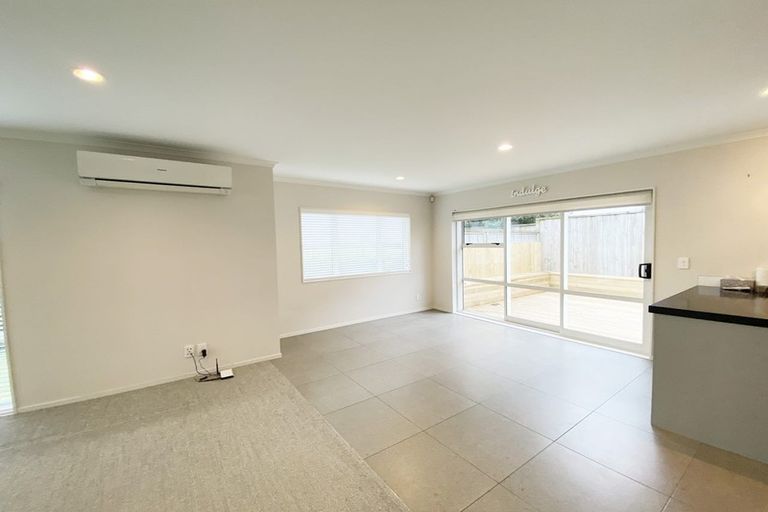 Photo of property in 33 Kensway Drive, Flat Bush, Auckland, 2016
