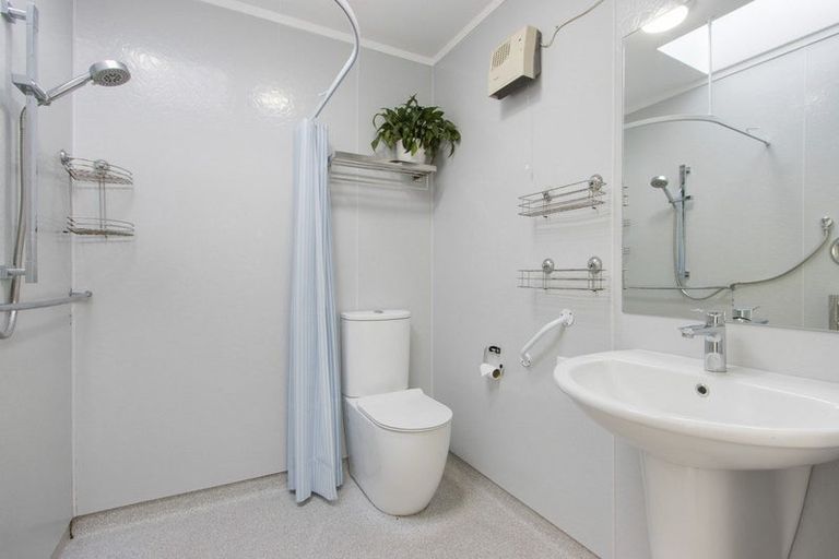 Photo of property in 15 Crossley Street, Katikati, 3129
